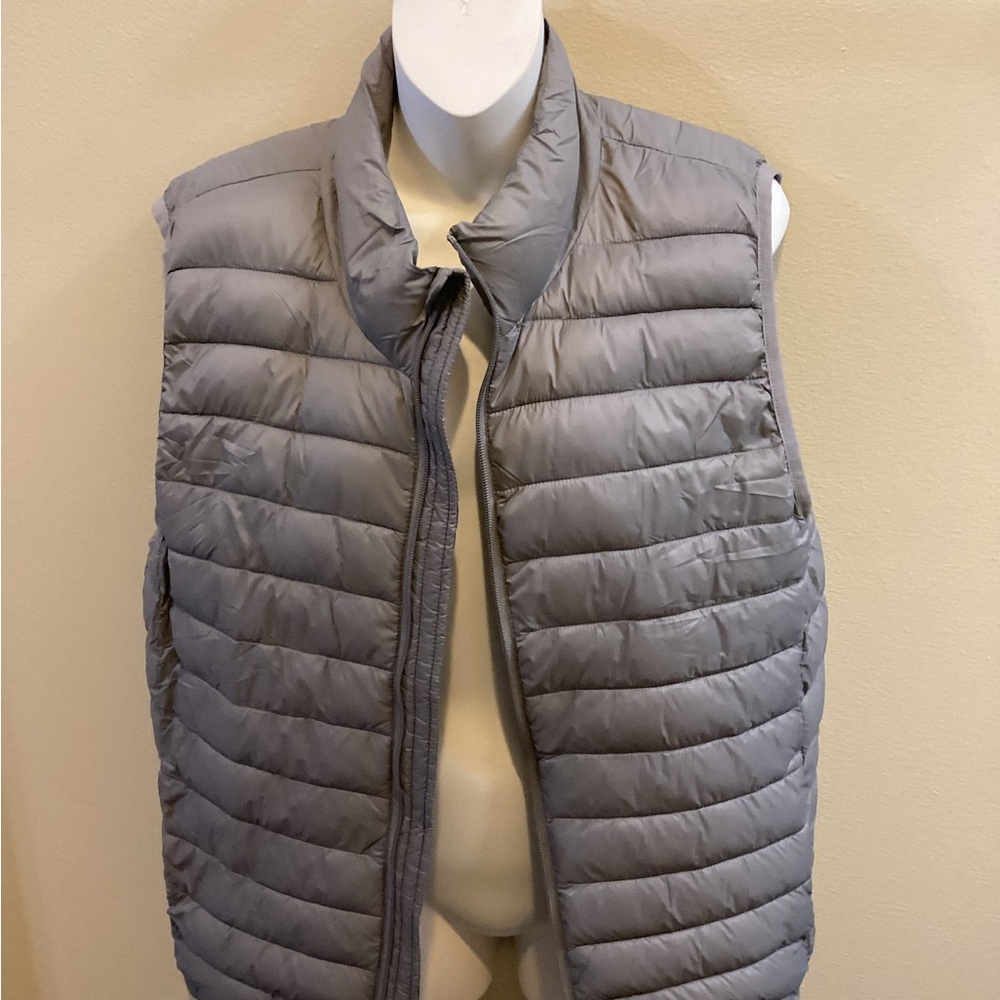 Jockey Light Gray Puffer Vest